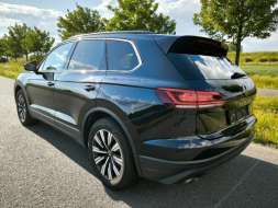 Volkswagen Touareg 3,0TDI VZDUCH KŮŽE HUD TAŽNÉ
