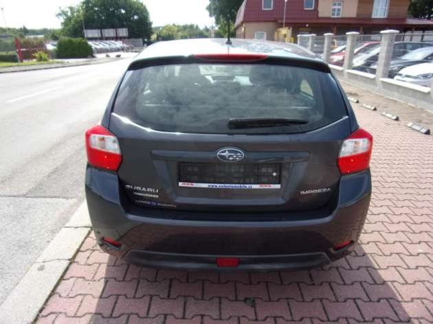 Subaru Impreza 1,6i AUTOKLIMA VÝHŘEV 4x4