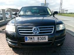 Volkswagen Touareg 2,5TDI DSG AC TEMP ALU