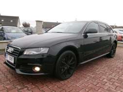 Audi A4 2,0TDI AC TEMP VÝHŘEV ALU