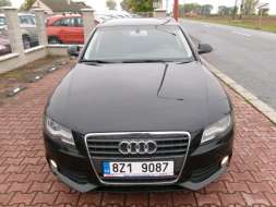 Audi A4 2,0TDI AC TEMP VÝHŘEV ALU