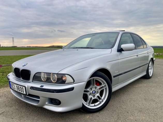 BMW Řada 5 525i M-Paket 141kW/192PS !