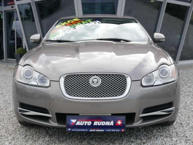 Jaguar XF 3,0D Premium Luxury REZERVACE