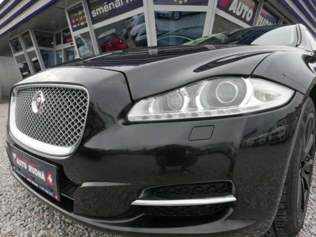 Jaguar XJ 3,0 V6 AWD Panorama Automat