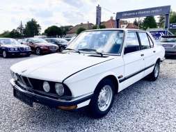 BMW Řada 5 518 5-Rychlostní 122 PS