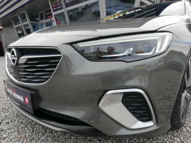 Opel Insignia ST 2,0T GSi 191kW REZERVACE