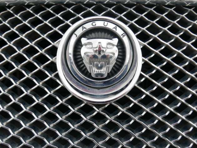 Jaguar XF 3,0 V6 AWD Automat REZERVACE