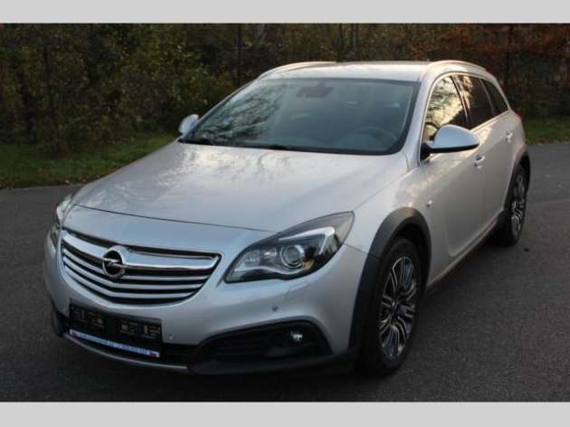 Opel Insignia 2,0CDTi 120kW 4x4 Country Tour