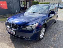 BMW Řada 5 3,0 d Manuál  Xenony,Senzory