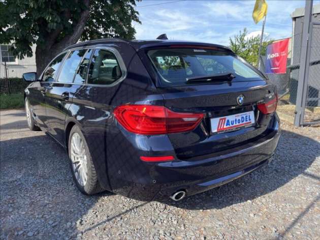 BMW Řada 5 2,0 d 140kW  Navi,LED,Kamera