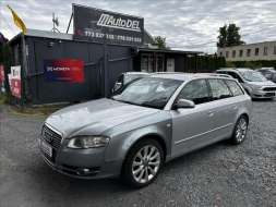 Audi A4 2,0 TDi Automat  NováSTK,Tažné
