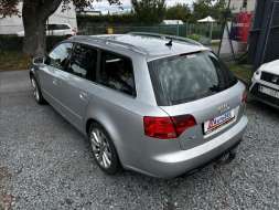 Audi A4 2,0 TDi Automat  NováSTK,Tažné