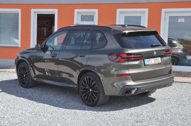 BMW X5 xDrive 30d 210kW M-Sport / ČR