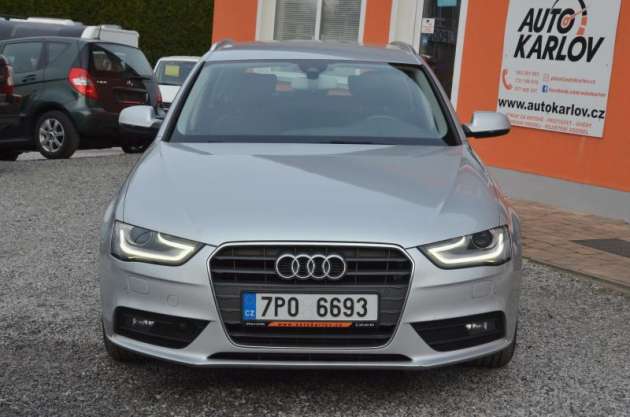 Audi A4 2.0 TDi 110kW AT Sport BiXENON