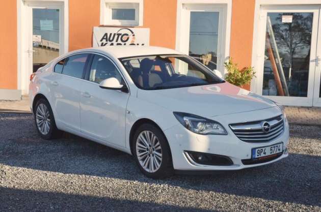 Opel Insignia 2.0 CDTi 96kW XENON / ČR