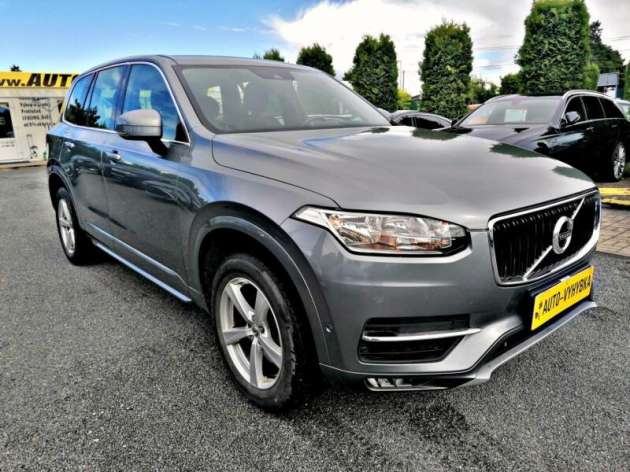 Volvo XC90 D5 AWD Momentum Head-up
