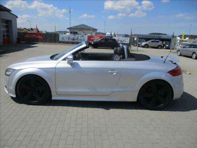Audi TT 2,0 TFSi 147kw S-Line