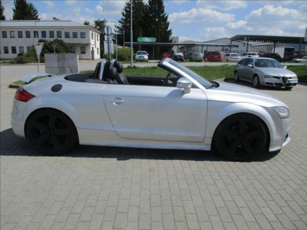 Audi TT 2,0 TFSi 147kw S-Line