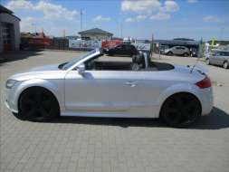 Audi TT 2,0 TFSi 147kw S-Line