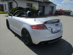 Audi TT 2,0 TFSi 147kw S-Line
