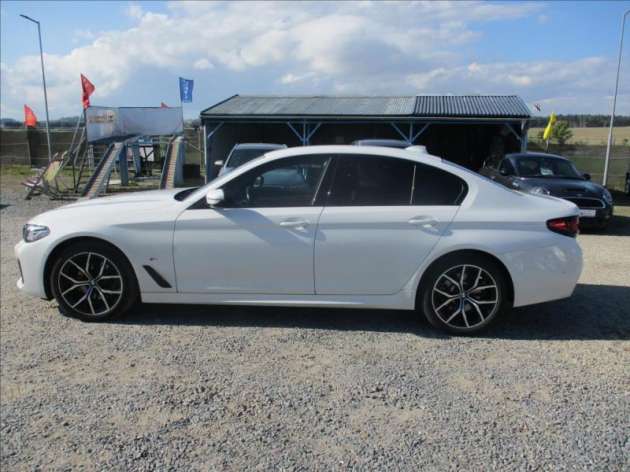 BMW Řada 5 2,0 520i M Sport Laser odp. DP