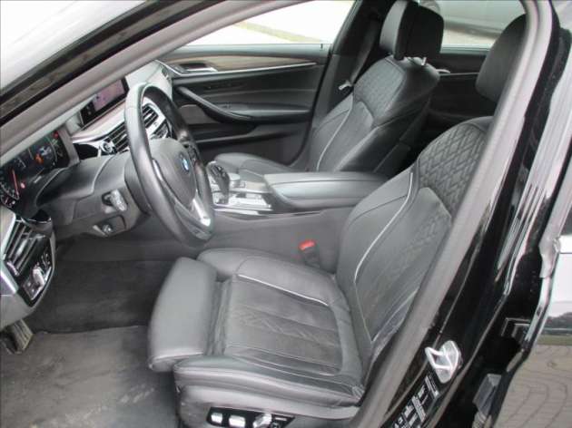 BMW Řada 5 3,0 d 195kw X-Drive LED Luxury