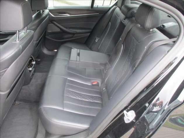 BMW Řada 5 3,0 d 195kw X-Drive LED Luxury
