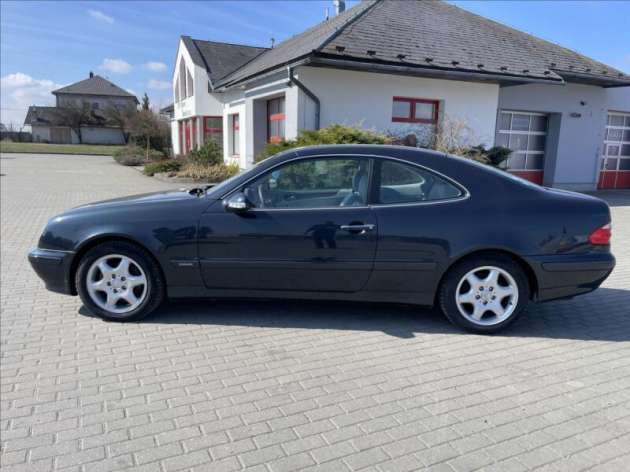 Mercedes-Benz CLK 2,0 i 150kw Kompressor Automat