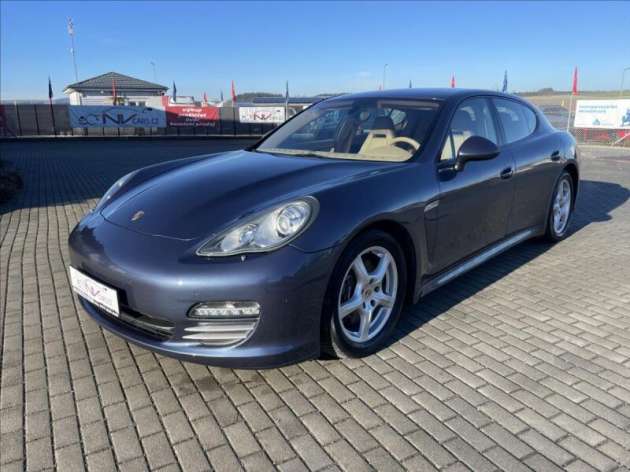 Porsche Panamera 3,6 i V6 220kw 4x4 odp. DPH