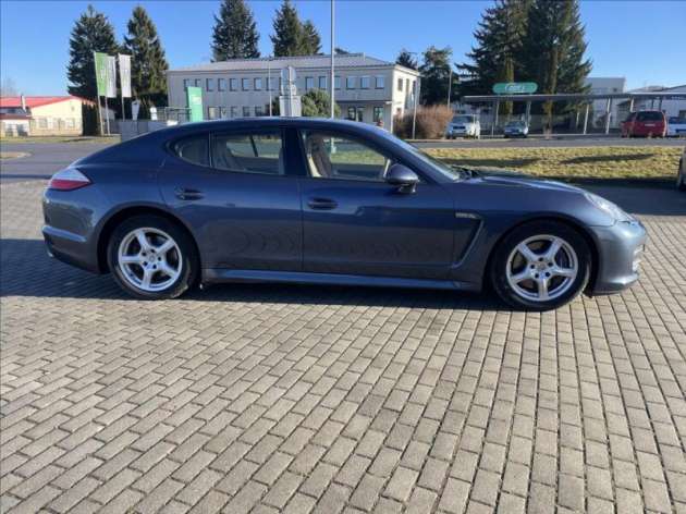Porsche Panamera 3,6 i V6 220kw 4x4 odp. DPH