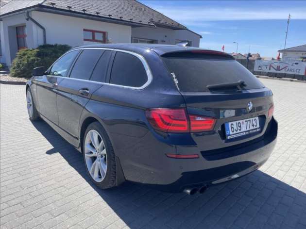 BMW Řada 5 3,0 d 180kw Manuál Luxury 2maj