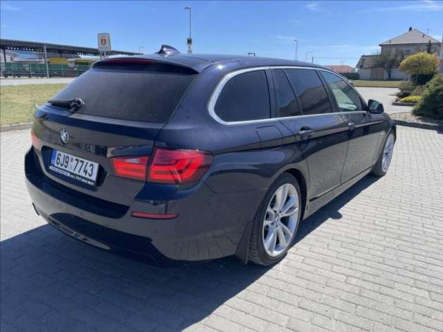 BMW Řada 5 3,0 d 180kw Manuál Luxury 2maj