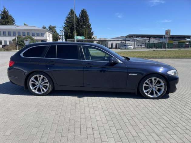 BMW Řada 5 3,0 d 180kw Manuál Luxury 2maj
