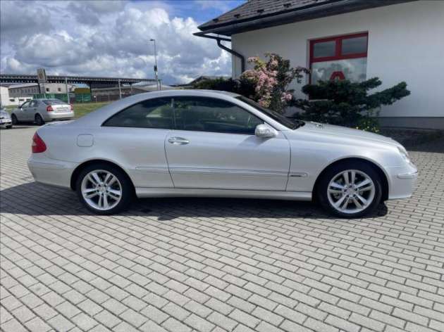 Mercedes-Benz CLK 3,0 i V6 170kw Ambiente TOP st