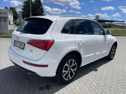 Audi Q5 3,0 TDi Quattro S-Line CZauto