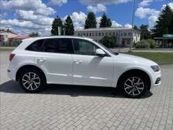 Audi Q5 3,0 TDi Quattro S-Line CZauto