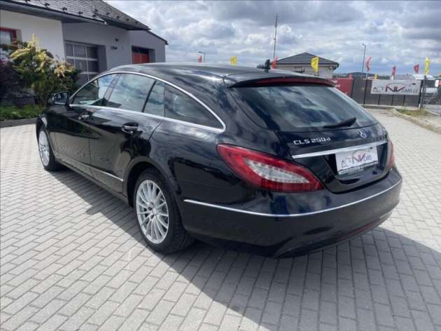 Mercedes-Benz CLS 2,2 250d 4-Matic 150kw GPS LED