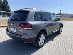 Volkswagen Touareg 3,0 TDi 165kw Tiptronic bez ko