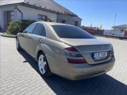 Mercedes-Benz Třídy S 3,0 320CDi 155kw nutný servis