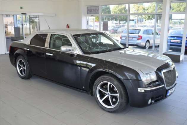 Chrysler 300C 2,7 i V6, LPG, automat