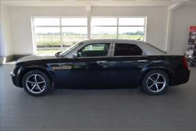 Chrysler 300C 2,7 i V6, LPG, automat