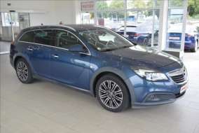 Opel Insignia 2,0 CTDi, 1.maj.4x4,NAVI,2xALU