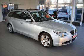 BMW Řada 5 3,0 530XD, xen,navi,servis,