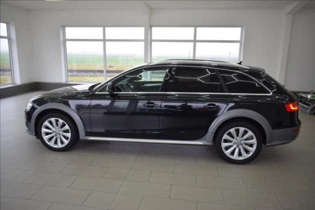 Audi A4 Allroad 2,0 TDi, ALLROAD,QUATTRO,