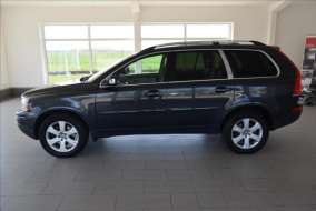 Volvo XC90 2,4 D5, AWD,7-míst,SUMMUM,