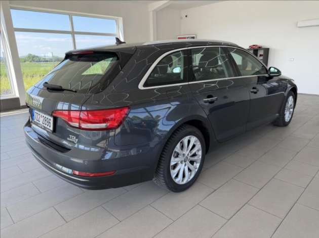 Audi A4 Avant 2,0 TDi, Quattro,TOP STA
