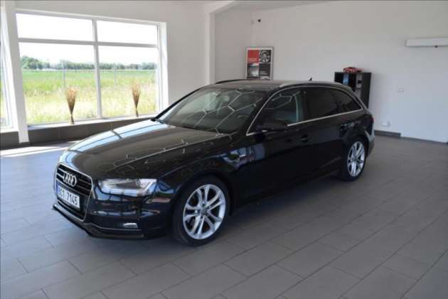 Audi A4 Avant 2,0 TDi,NAVI,Bi-xenony+L