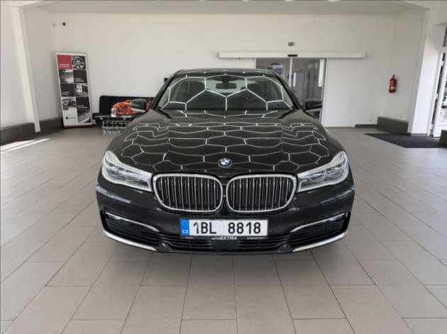 BMW Řada 7 3,0 730d xDrive, FULL LED
