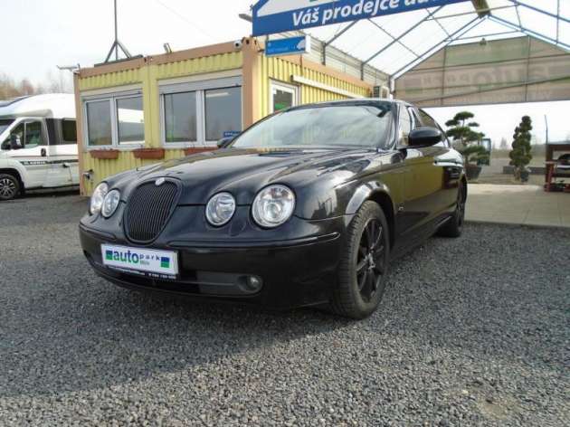 Jaguar S-Type 2,7 152kW, nová STK