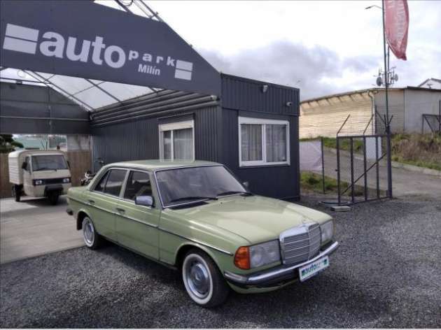 Audi 200 2,0   200 D 123